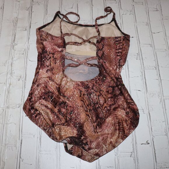 🐍 Sparkling Snakeskin Bodysuit Swimsuit – Size 14 Sleek & Shimmery | One-Piece - Picture 3 of 5